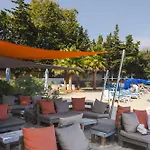 130m2, Near St-tropez, Direct Access Villa *