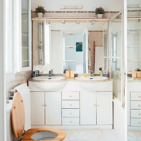 Vila 130m2, Near St-tropez, Direct Access Grimaud