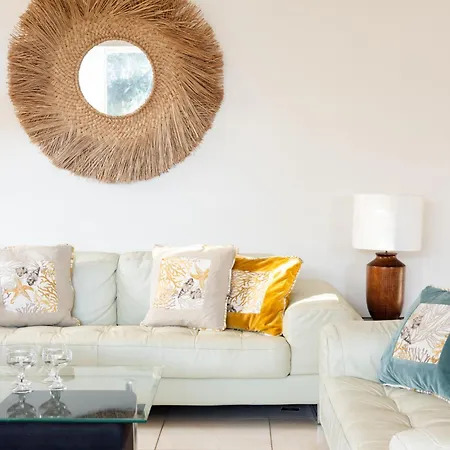 130m2, Near St-tropez, Direct Access וילה גרימו
