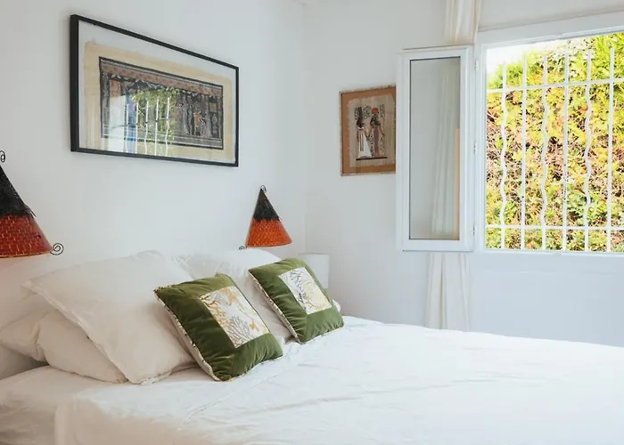 130m2, Near St-tropez, Direct Access Villa Grimaud