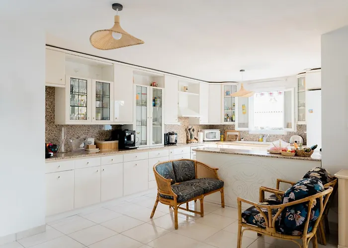 130m2, Near St-tropez, Direct Access *